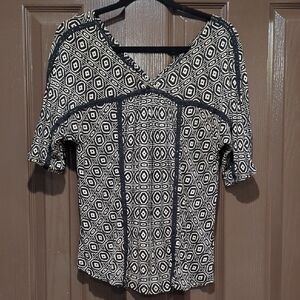 Lucky Brand Geometric Patterned Top